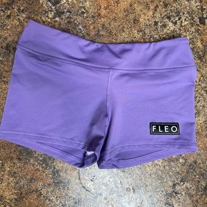 Women’s Medium Fleo Shorts